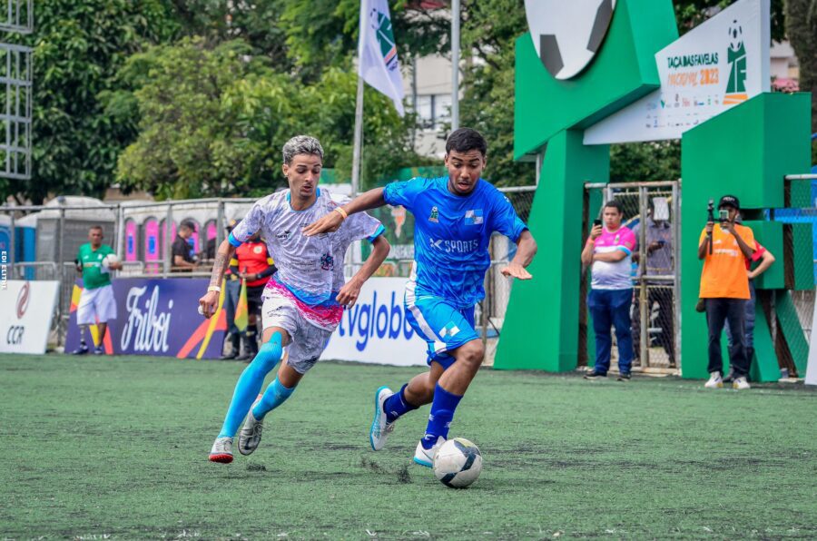 Taça das Favelas Brasil: seleção feminina de Goiás avança às quartas de  final